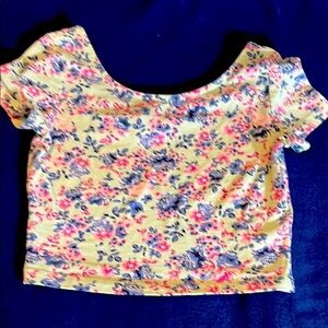 Floral cropped tee
